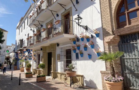 El Ayuntamiento de Marbella intenta esquivar el escándalo de las horas extra